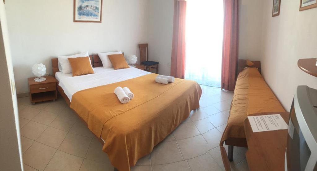 B&B La Perla 1 Punat Exterior foto