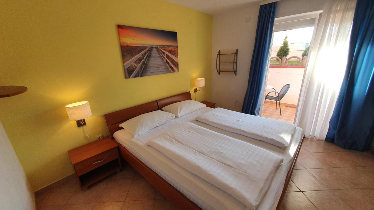 B&B La Perla 1 Punat Exterior foto
